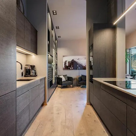 아파트 Penthouse With Fjord View And Parking 송달