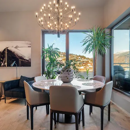 شقة Penthouse With Fjord View And Parking *
